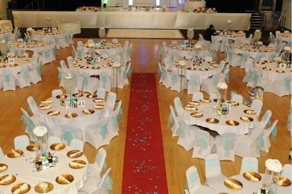 african-wedding-2BF85C5DC-AD9C-2D22-3FA0-76ABD204F873.jpg