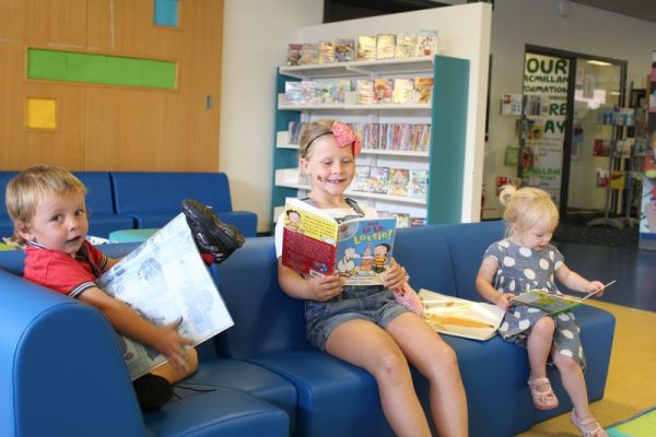 Forum Library - Children reading